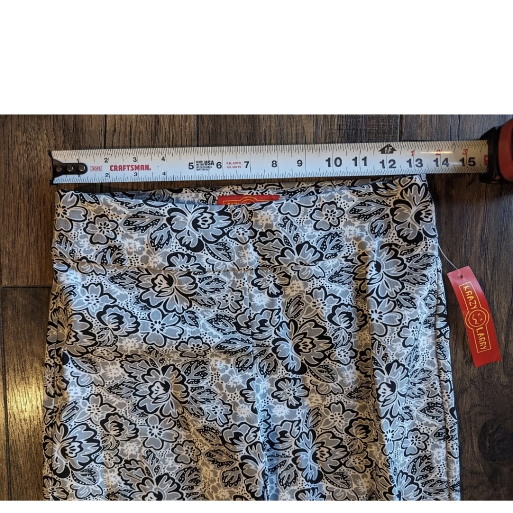 Krazy Larry Black White Gray Floral Skinny Pants Pull-On Stretch P507 NWT Size 2 - Picture 9 of 15